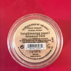 bareMinerals Brightening Pearl Mineral Veil 
0.07oz